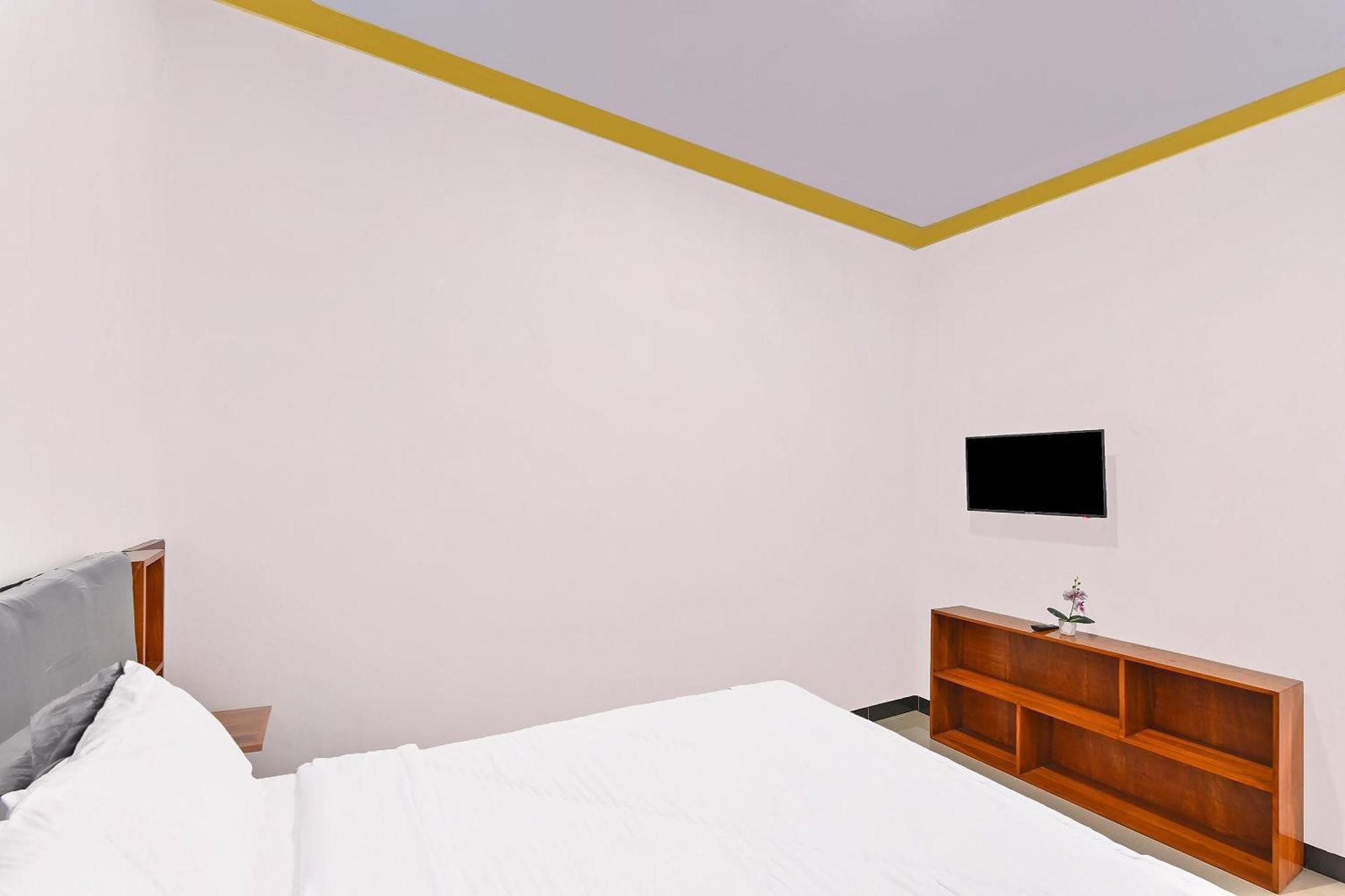 Oyo 91192 Homestay Antara Gilimanuk Exteriör bild