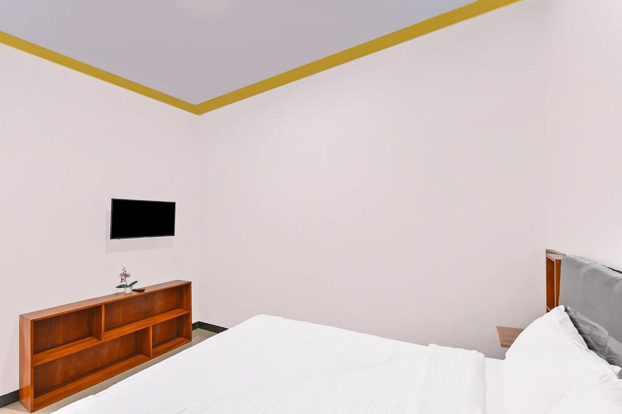 Oyo 91192 Homestay Antara Gilimanuk Exteriör bild