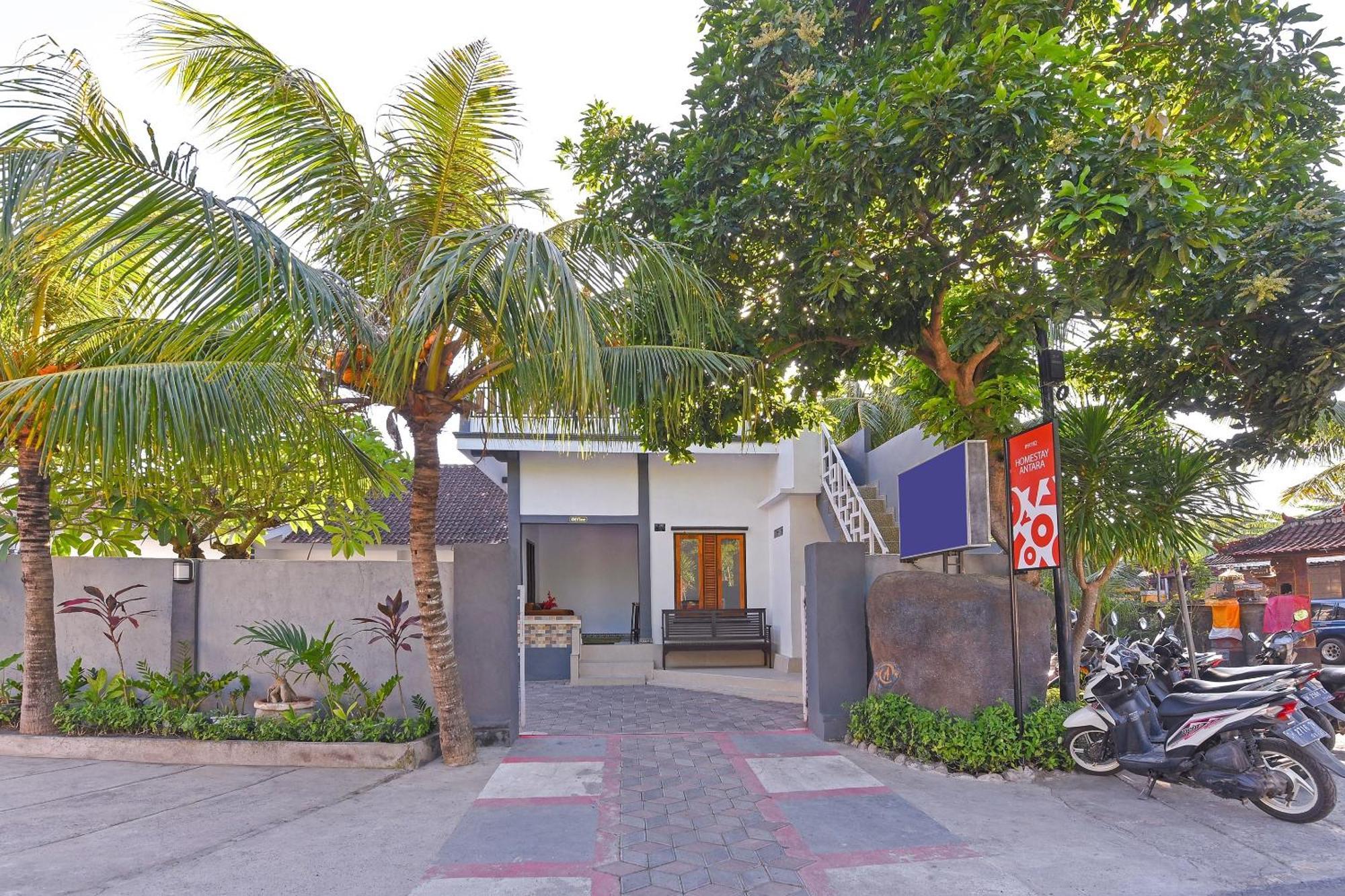 Oyo 91192 Homestay Antara Gilimanuk Exteriör bild